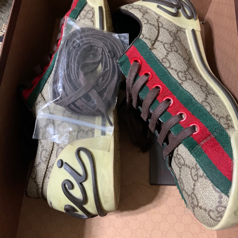 Gucci